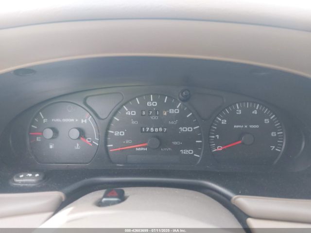 Ford Taurus Ses Image 7