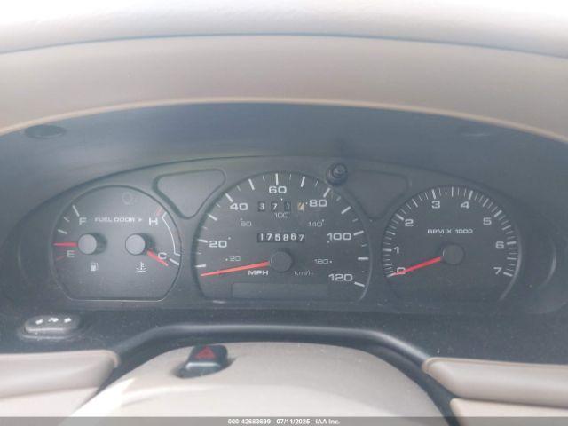 Ford Taurus Ses Image 7