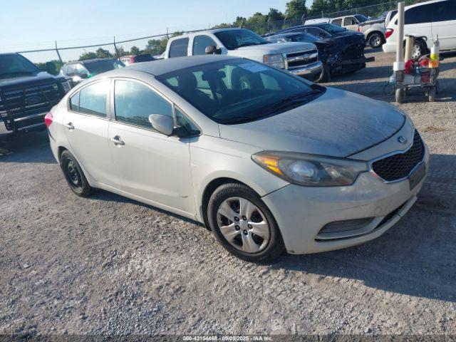  Salvage Kia Forte