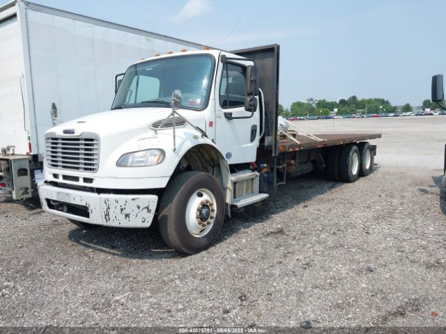 Freightliner M2 106 Medium Duty Image 5