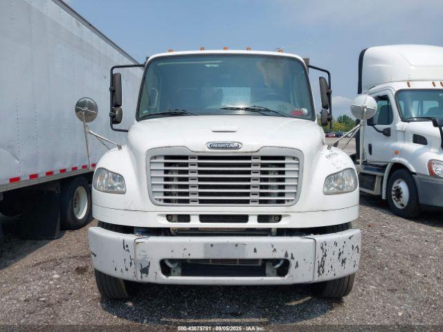 Freightliner M2 106 Medium Duty Image 12
