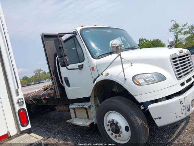 Freightliner M2 106 Medium Duty Image 17