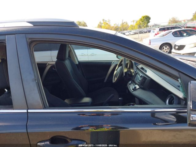 Toyota RAV4 Xle Image 19