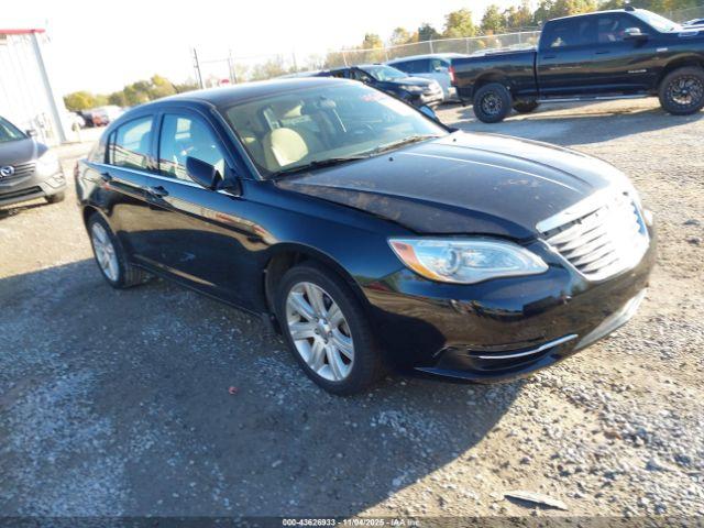  Salvage Chrysler 200