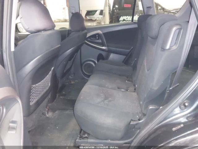 Toyota RAV4 Sport V6 Image 6