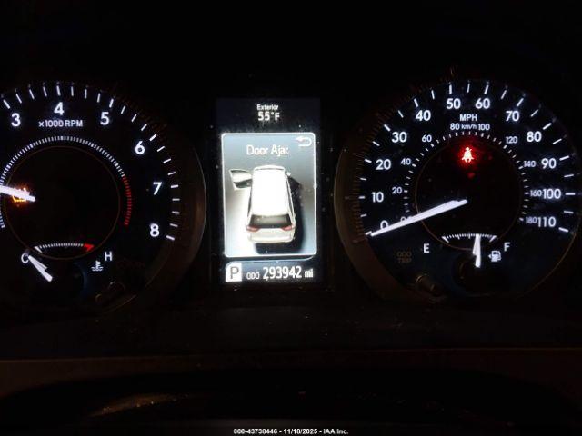 Toyota Sienna Xle 8 Passenger Image 7