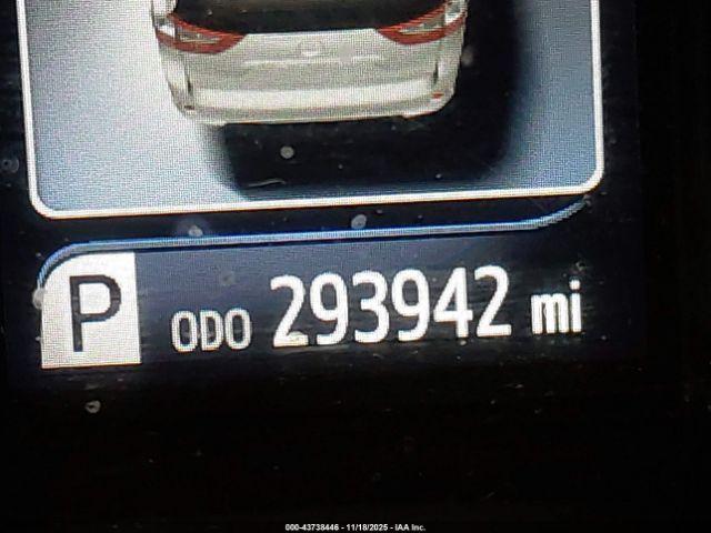 Toyota Sienna Xle 8 Passenger Image 15