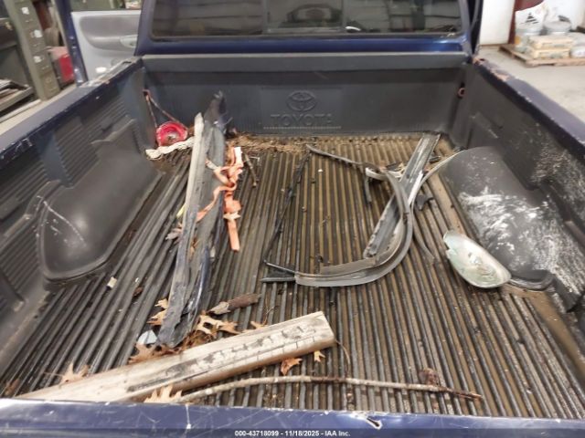 Toyota Tundra Sr5 V8 Image 11