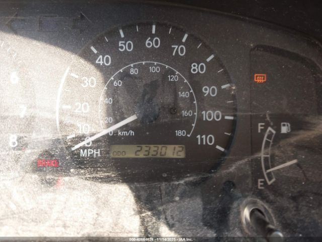 Toyota Corolla Le Image 4