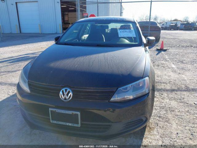Volkswagen Jetta 2.0l S Image 3