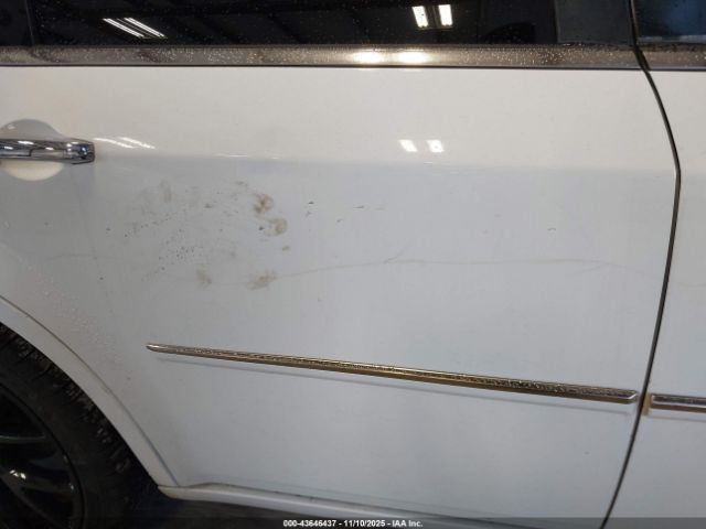 Chrysler 300 Image 12