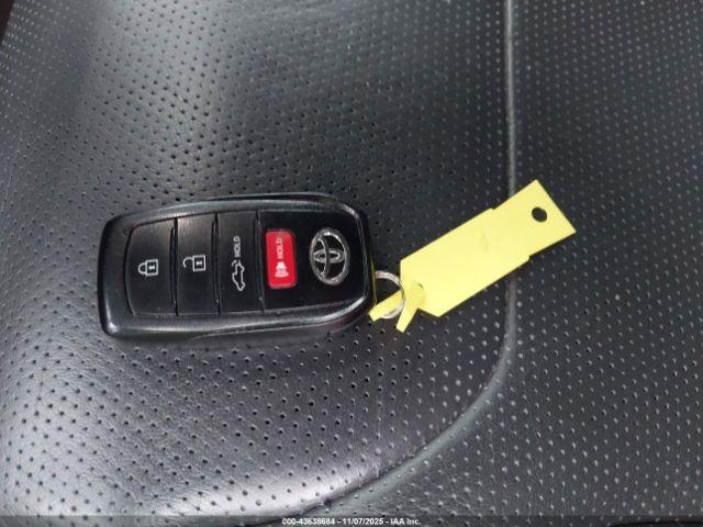 Toyota Tundra Platinum Image 9