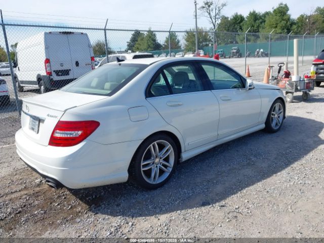 Mercedes-Benz C-Class Sport 4matic Image 10
