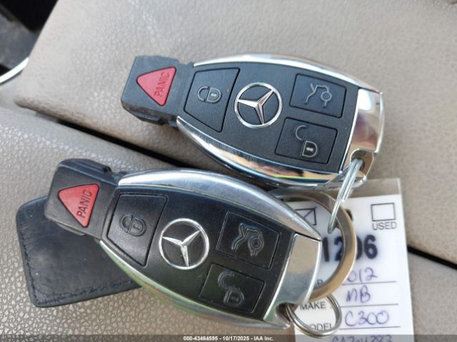 Mercedes-Benz C-Class Sport 4matic Image 9