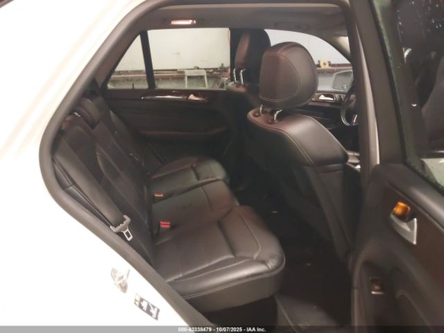 Mercedes-Benz M-Class 4matic Image 11