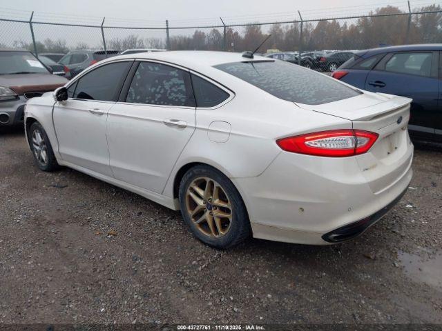 Ford Fusion Titanium Image 3