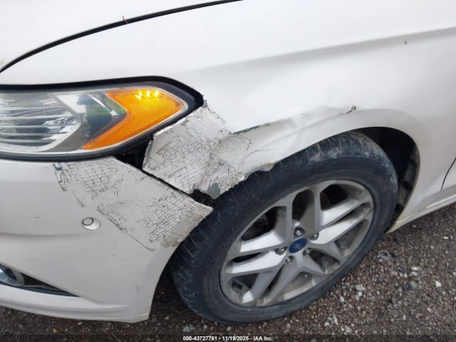 Ford Fusion Titanium Image 10