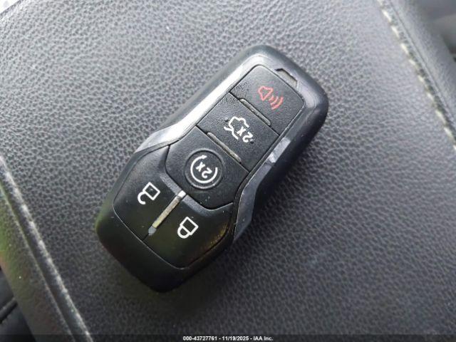 Ford Fusion Titanium Image 6