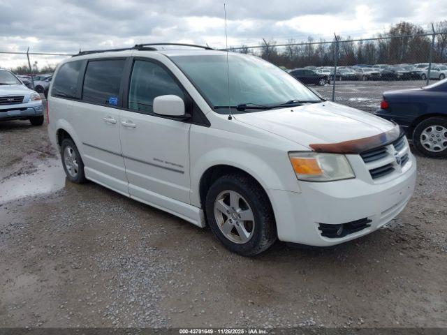  Salvage Dodge Grand Caravan