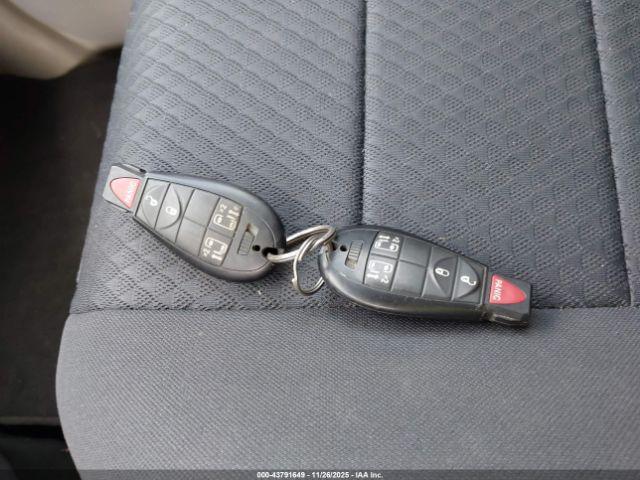 Dodge Grand Caravan Sxt Image 9