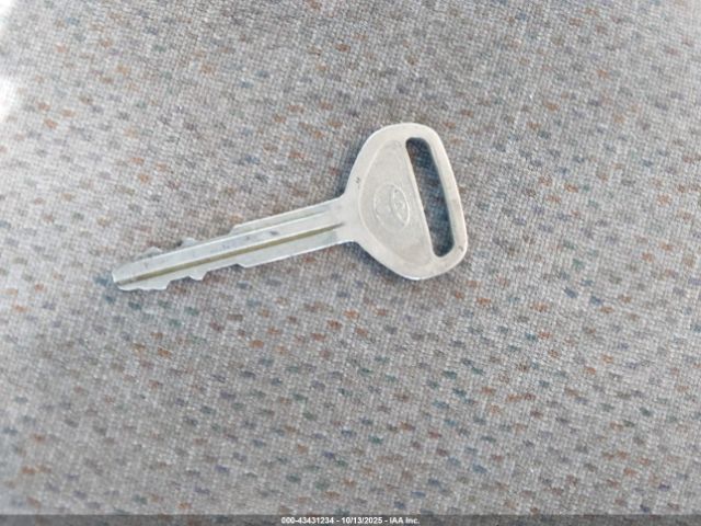 Toyota Corolla Le Image 7