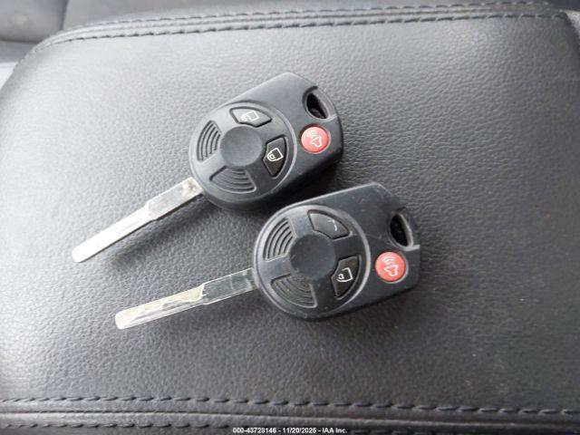 Ford Escape S Image 10