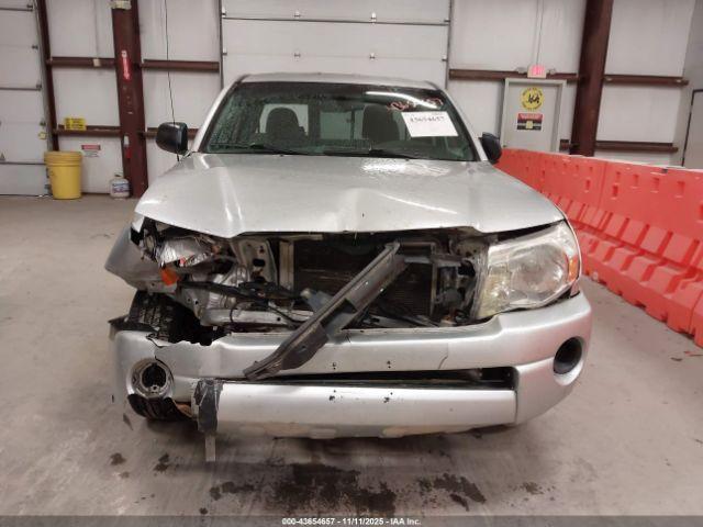 Toyota Tacoma Image 10