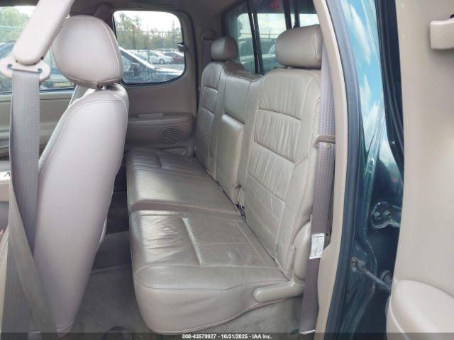 Toyota Tundra Ltd V8 Image 8