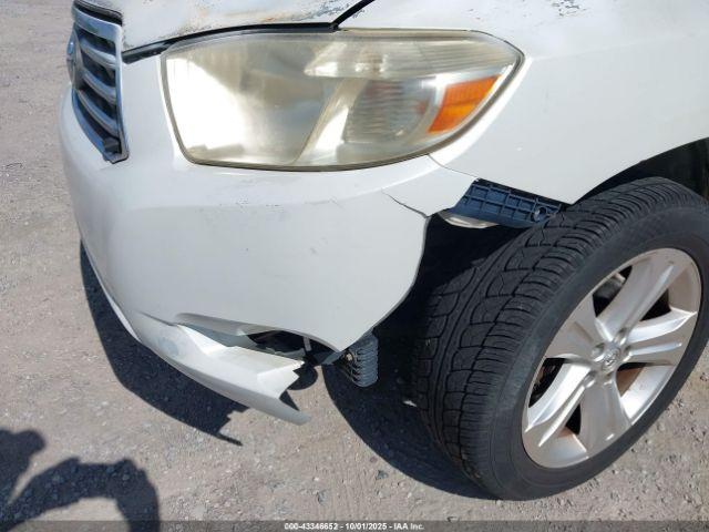 Toyota Highlander Limited Image 15