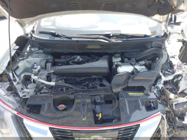 Nissan Rogue S Image 10