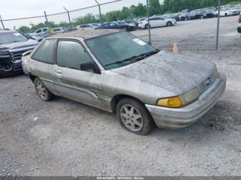  Salvage Ford Escort
