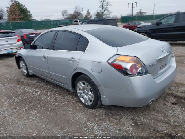 Nissan Altima 2.5 S Image 3