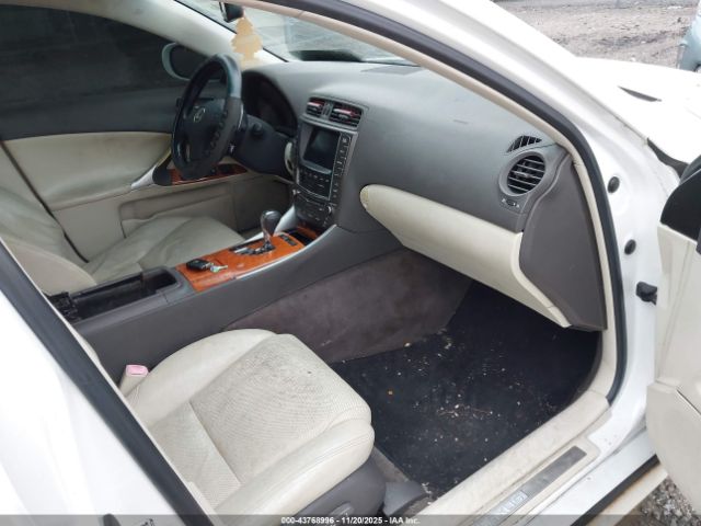 Lexus Is Image 14