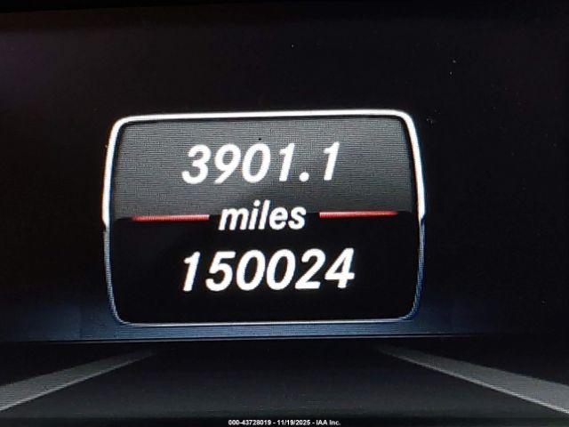 Mercedes-Benz G-Class 4matic Image 11