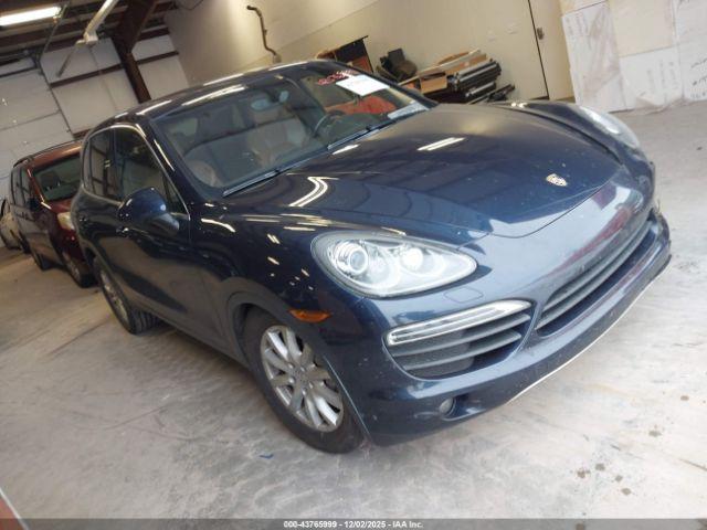  Salvage Porsche Cayenne
