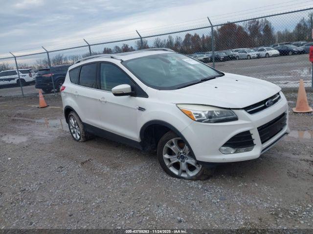  Salvage Ford Escape