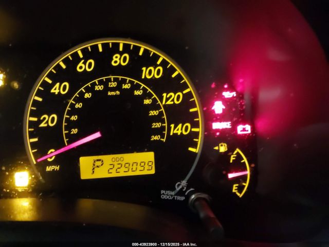 Toyota Corolla Le Image 13