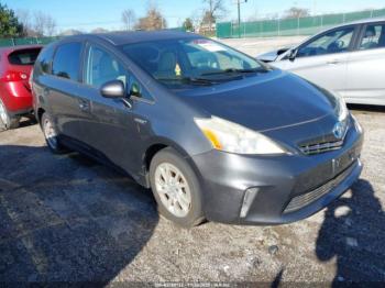  Salvage Toyota Prius v
