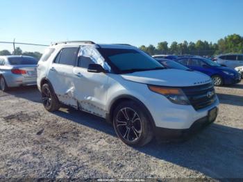  Salvage Ford Explorer