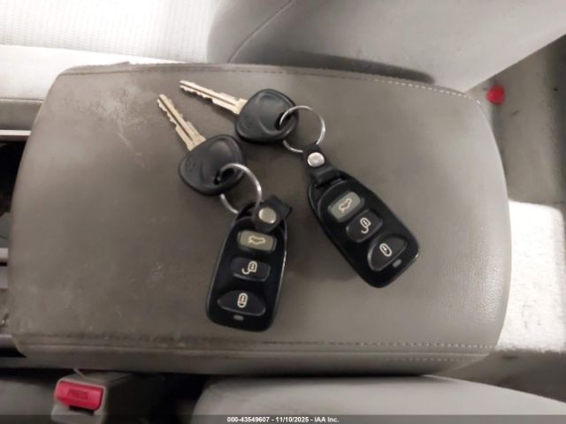 Hyundai SONATA Gls Image 4