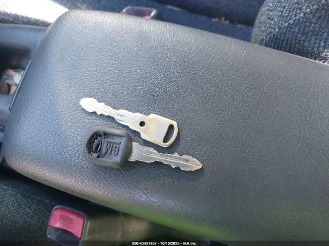 Chevrolet Cavalier Image 13