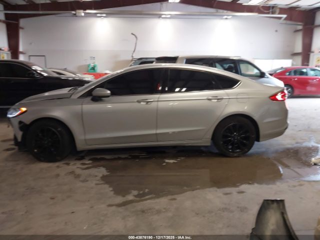 Ford Fusion Se Image 11