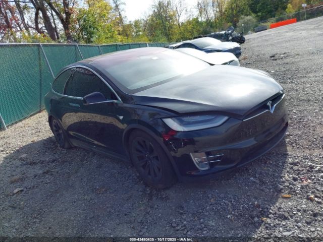 Tesla Model X Image 1