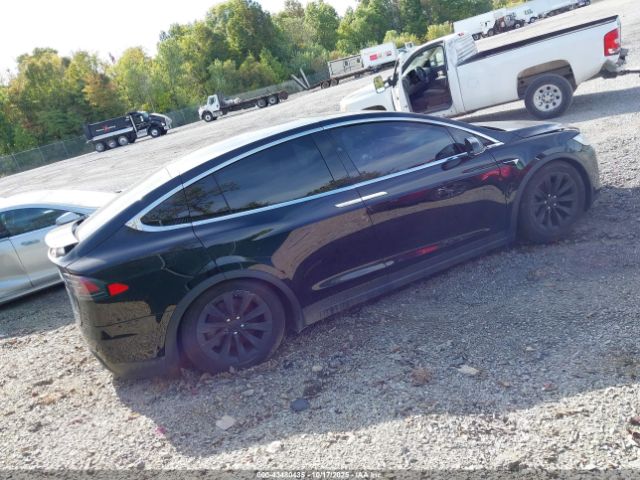 Tesla Model X Image 7