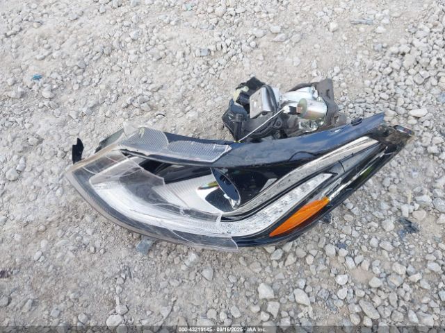 Chevrolet Bolt Premier Image 7