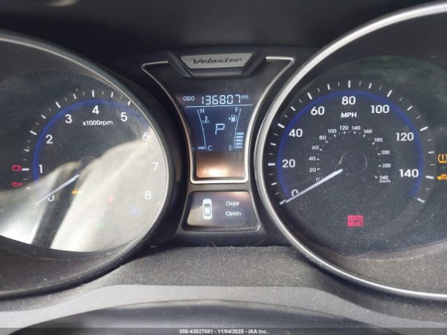 Hyundai VELOSTER Turbo Image 12