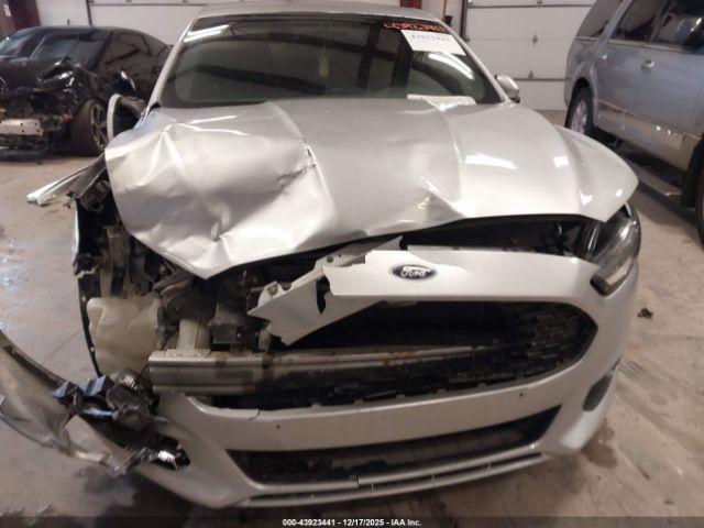 Ford Fusion S Image 8