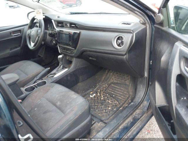 Toyota Corolla Le Image 3