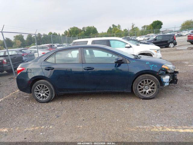 Toyota Corolla Le Image 10