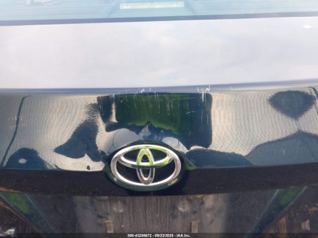 Toyota Corolla Le Image 19